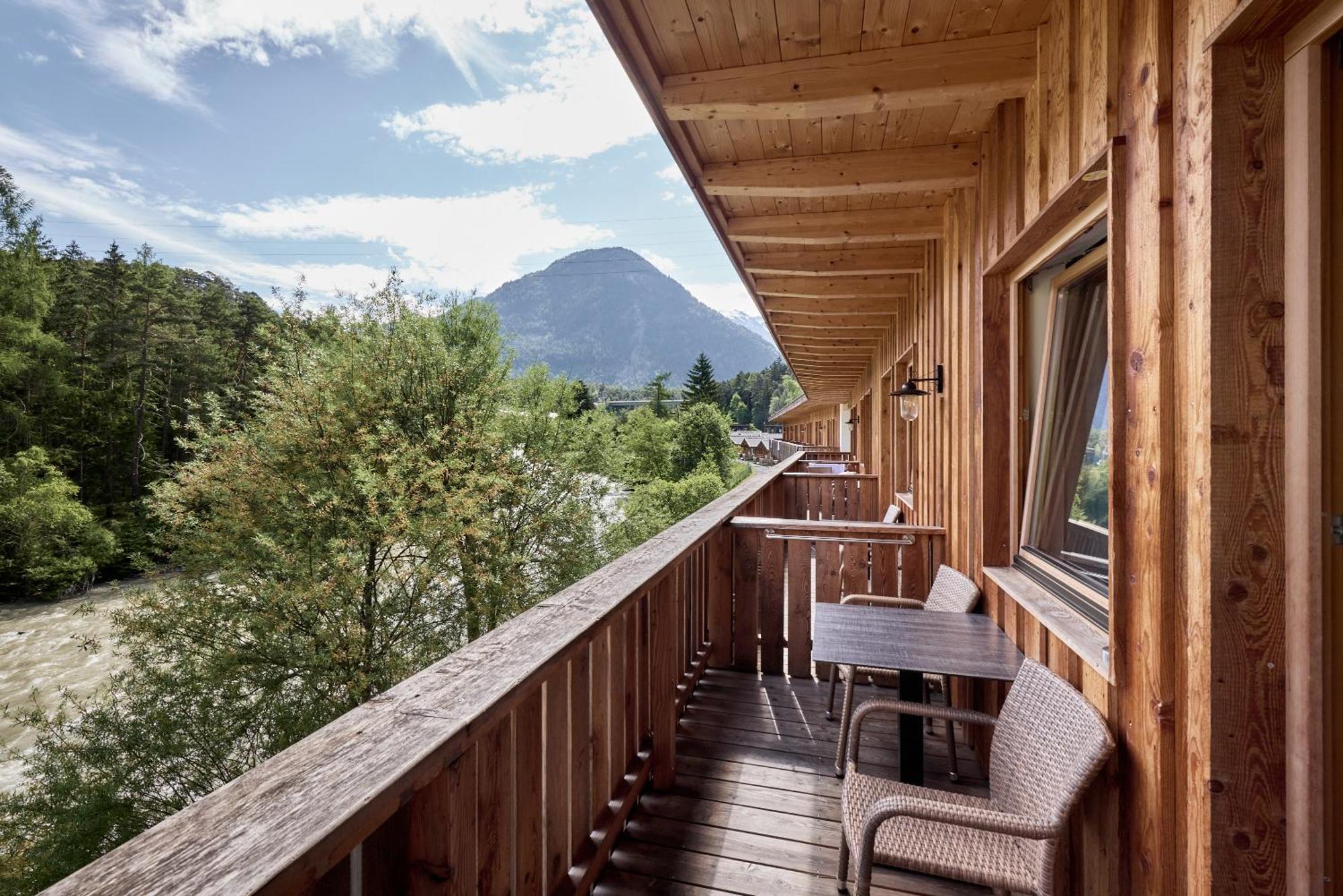 Отель Area 47 - Tirol Эцталь-Банхоф Экстерьер фото