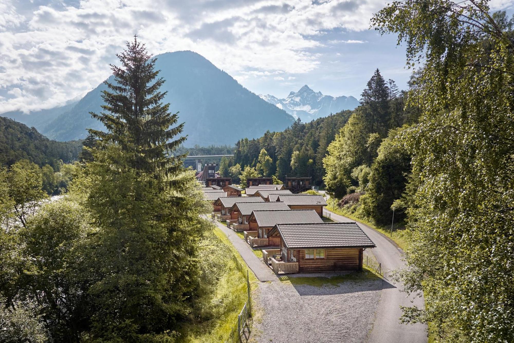 Отель Area 47 - Tirol Эцталь-Банхоф Экстерьер фото