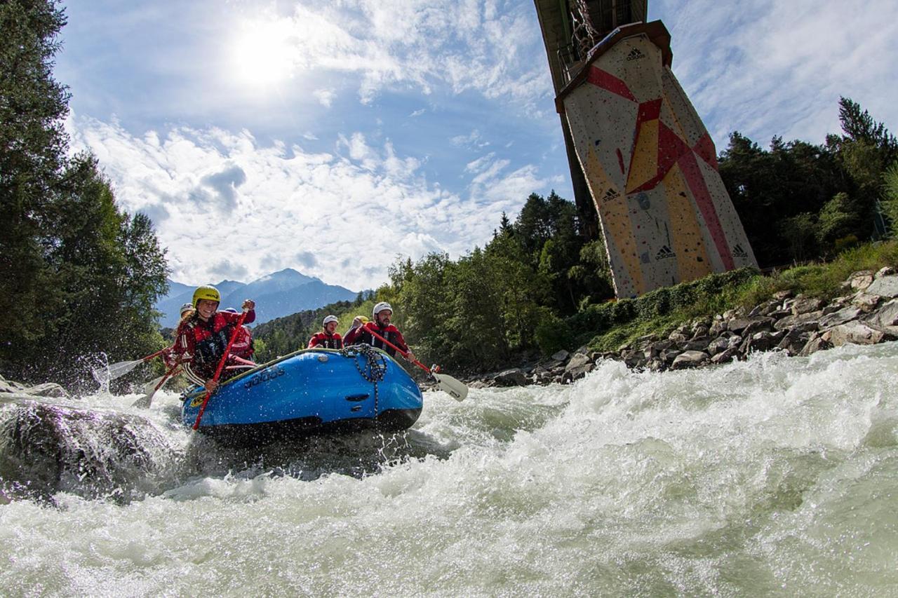 Отель Area 47 - Tirol Эцталь-Банхоф Экстерьер фото